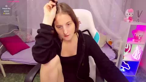KiraParker online show from August 12, 7:54 am