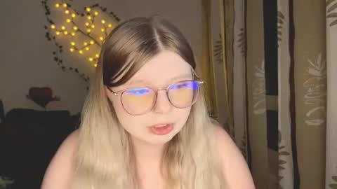 KiraYume online show from August 3, 8:16 pm