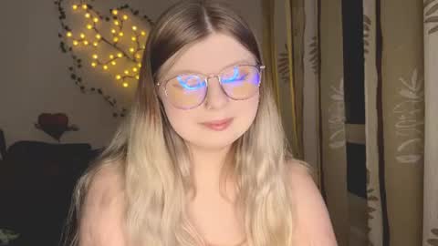 KiraYume online show from August 3, 9:22 pm