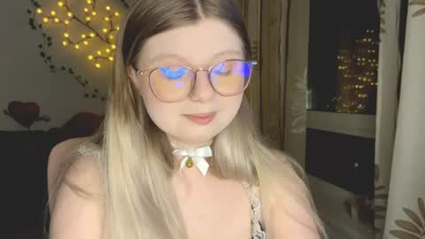 KiraYume online show from August 13, 8:56 pm