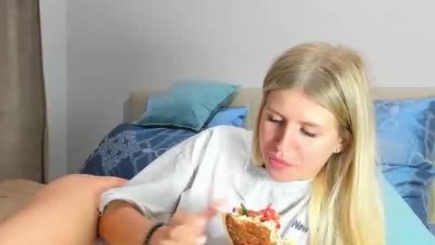 Kira online show from July 15, 6:31 pm
