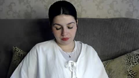 kisamodel online show from August 14, 9:13 am