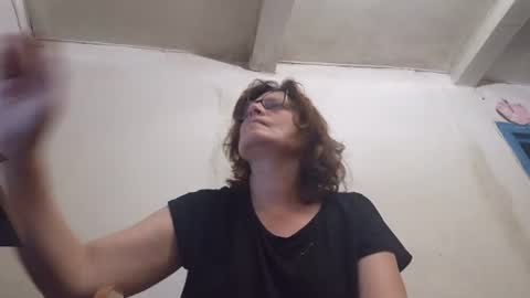 kissandvibe online show from June 23, 7:59 pm