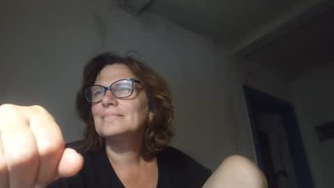 kissandvibe online show from July 9, 9:20 pm