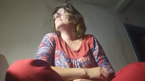 kissandvibe online show from July 29, 8:05 pm