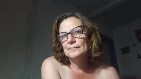 kissandvibe online show from August 6, 8:19 pm