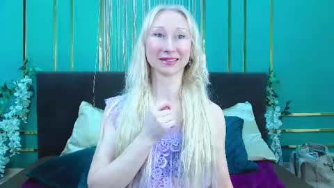 Kiss online show from September 5, 2:33 pm
