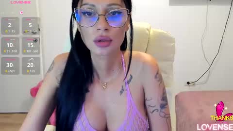 kisssnicol online show from August 16, 6:45 pm