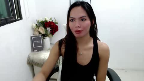kissykittenx_ online show from May 1, 5:44 am