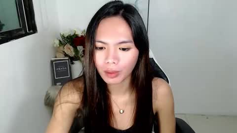 kissykittenx_ online show from May 1, 10:08 am