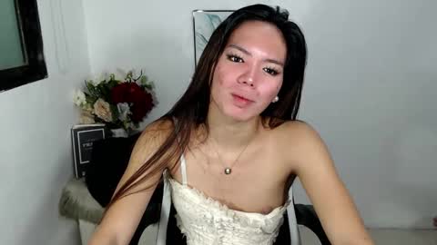kissykittenx_ online show from May 4, 5:57 am