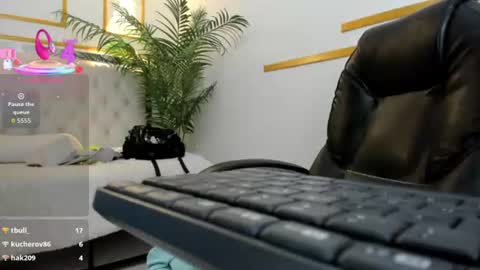 Kitara Cooper   online show from July 19, 11:45 am