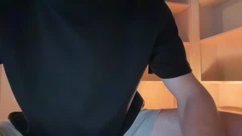 kitcat_ online show from September 6, 3:51 pm