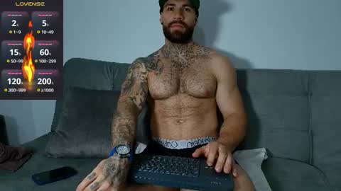 kite__ online show from September 5, 10:37 pm