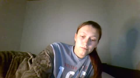 kiti_kitiss online show from June 3, 6:11 pm