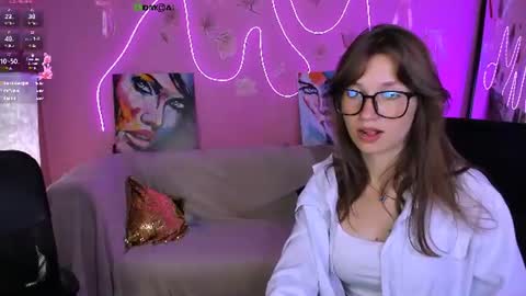kitniss online show from August 12, 3:53 am