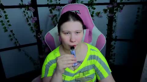 kitsune_little online show from August 11, 6:54 pm
