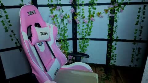 kitsune_little online show from August 11, 10:12 pm
