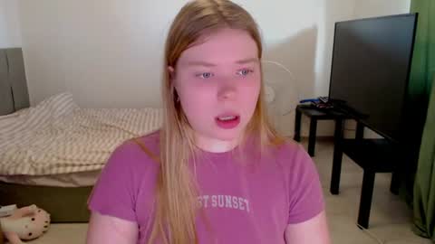 Jennyblonde and Emmabrunette online show from July 12, 4:35 pm