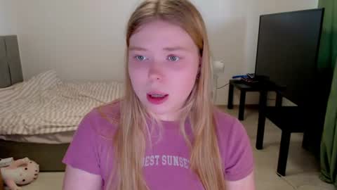 Jennyblonde and Emmabrunette online show from July 12, 5:41 pm
