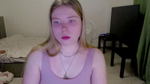 Jennyblonde and Emmabrunette online show from July 15, 7:04 pm
