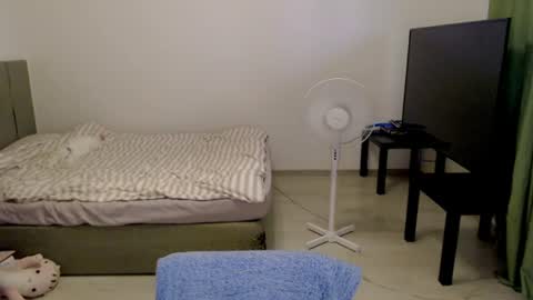 Jennyblonde and Emmabrunette online show from July 21, 5:26 pm