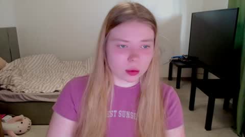 Jennyblonde and Emmabrunette online show from August 9, 4:41 pm