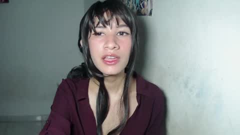 kitten_punches01 online show from May 21, 9:44 am