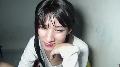 kitten_punches01 online show from May 23, 6:33 pm
