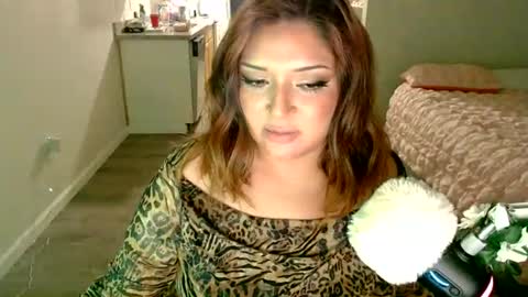 kittengonewild online show from June 28, 5:43 am