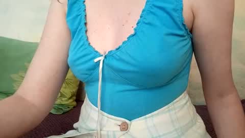 Kittie Creme online show from July 6, 1:03 pm