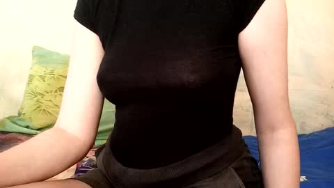 Kittie Creme online show from August 10, 11:55 am