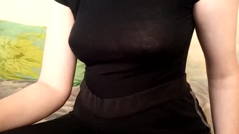 Kittie Creme online show from August 15, 3:05 pm