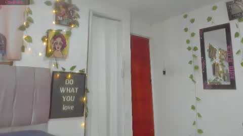  KITTY online show from July 31, 8:36 pm
