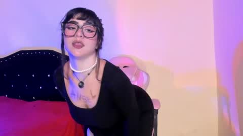 kitty__chs online show from August 7, 12:32 am