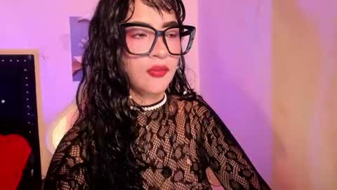 kitty__chs online show from August 12, 10:17 am