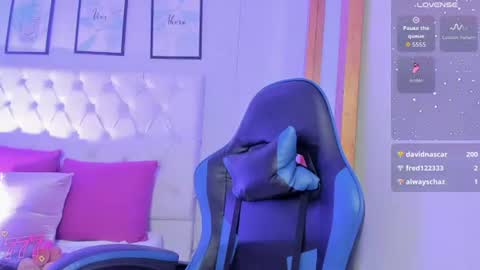 Kitty Rouse online show from July 27, 1:11 am