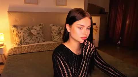 kitty_cut1ee_ online show from August 12, 6:38 am