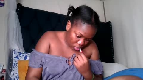 kitty_kerry online show from July 26, 5:18 pm