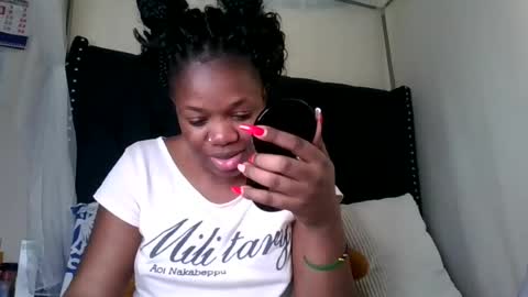 kitty_kerry online show from August 7, 11:21 am