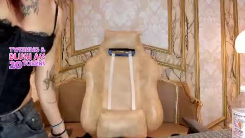 kitty_petitte online show from August 8, 3:12 pm