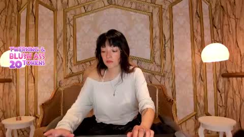 kitty_petitte online show from August 12, 12:18 pm