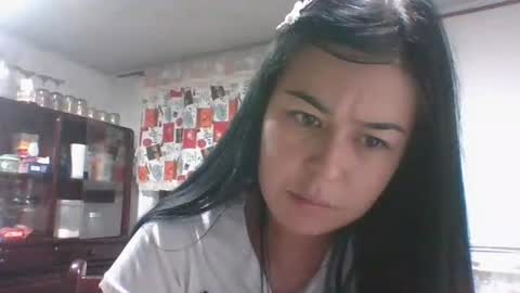 kitty_small69 online show from May 11, 4:59 am