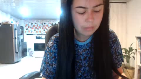 kitty_small69 online show from July 30, 2:08 am