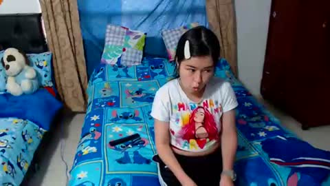 kitty_small69 online show from August 5, 3:21 pm
