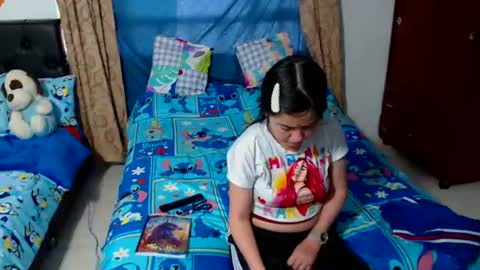 kitty_small69 online show from August 5, 4:27 pm