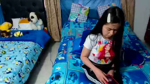 kitty_small69 online show from August 5, 5:33 pm