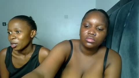 kitty_xxo online show from August 13, 10:57 pm