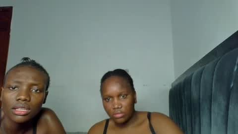 kitty_xxo online show from August 14, 10:24 pm