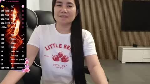 kittybabe0528 online show from August 7, 10:37 am